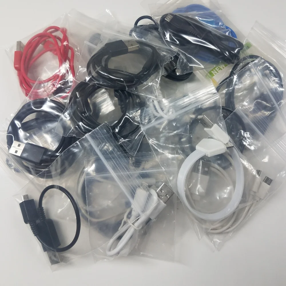 Lot of 23 USB mini cables